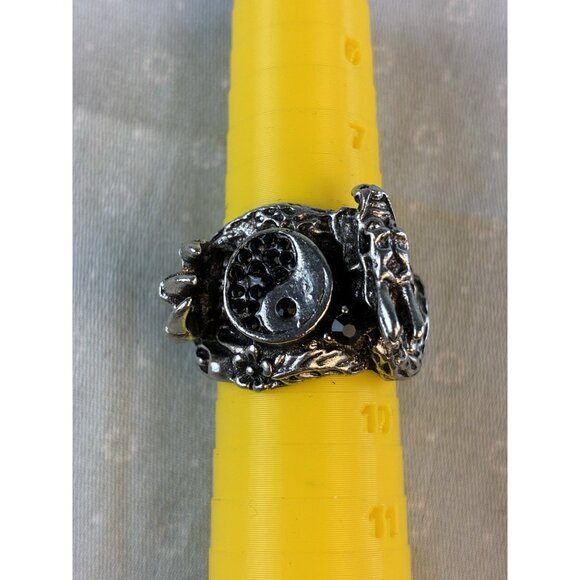 Yin Yang Dragon Men’s Ring Gothic Biker Silver Tone Metal Sz 9 - Picture 2 of 5